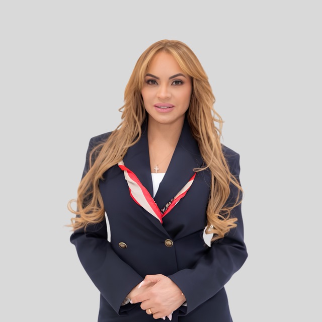 Maria Tami, Senior Loan Officer